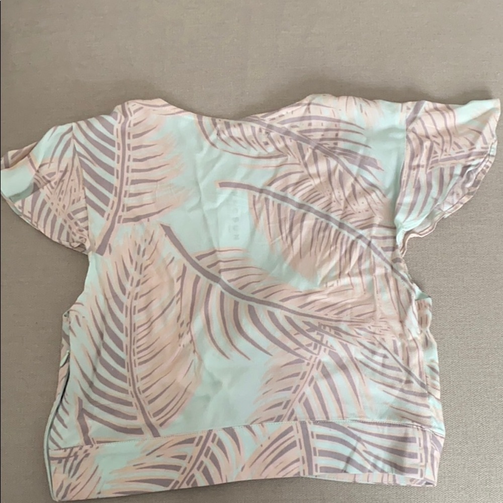 Crop top - Picture 2 of 6